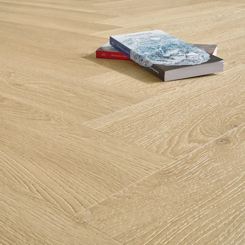 Design-Boden_WoodenStyles_6704_Oak_Blond_EIR_heringbone