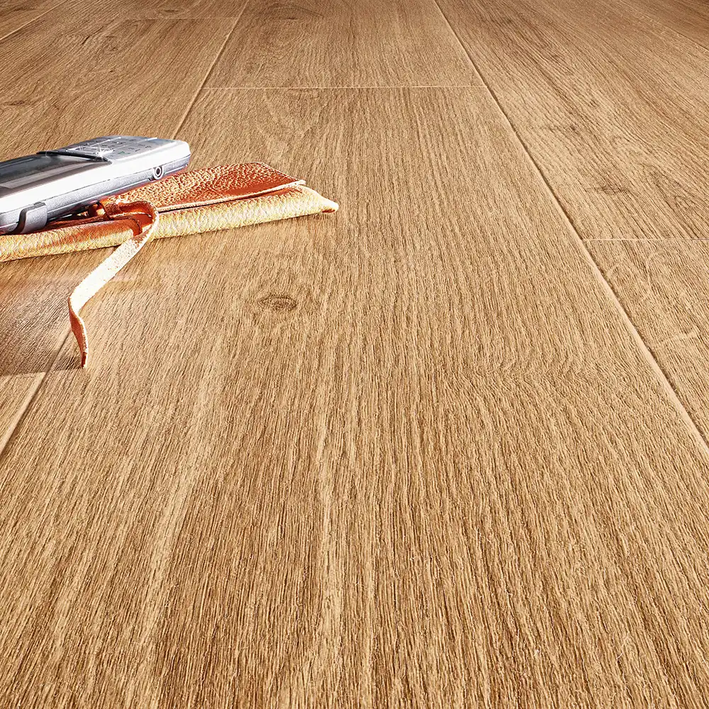 Boden_Deluxe_555_5208_Incredible_Classic_Oak